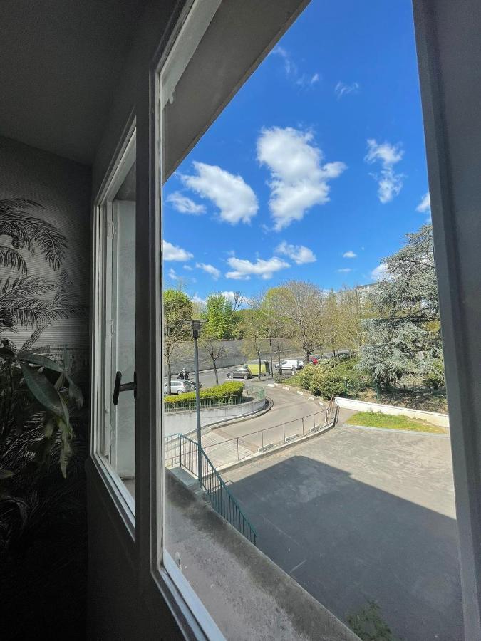 Charming Parisian Home Away From Home In The Heart Of Paris Eksteriør bilde